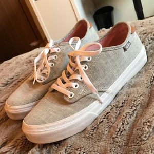 grey vans